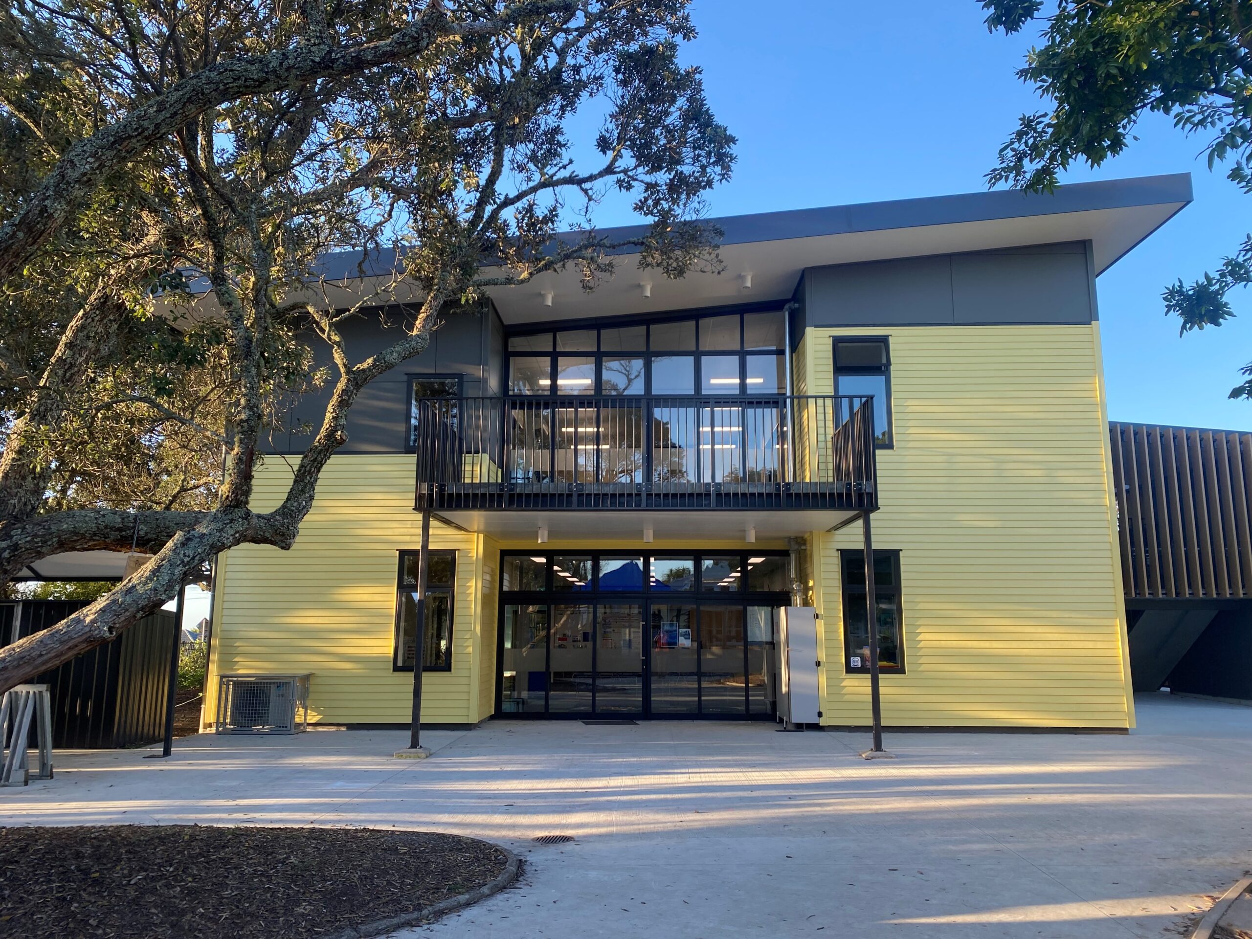 Campbells Bay Primary Image